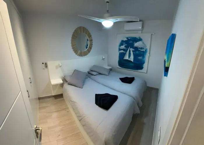Harbour View Suite Lanzarote 蒂亚斯