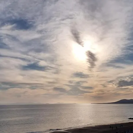 Апартаменты Lanzarote Harbour View Тиас