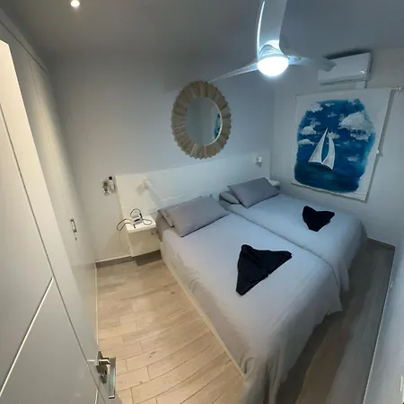 Lanzarote Harbour View Тиас