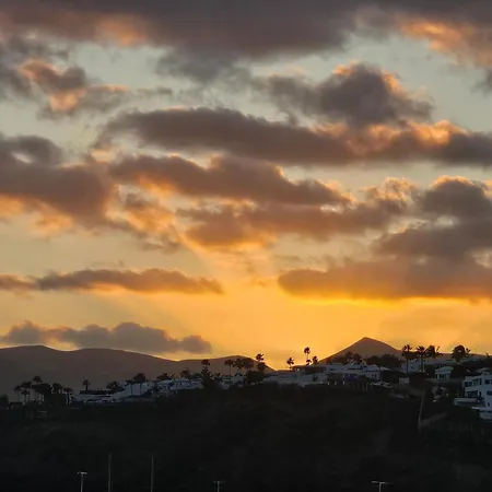 Апартаменты Lanzarote Harbour View *