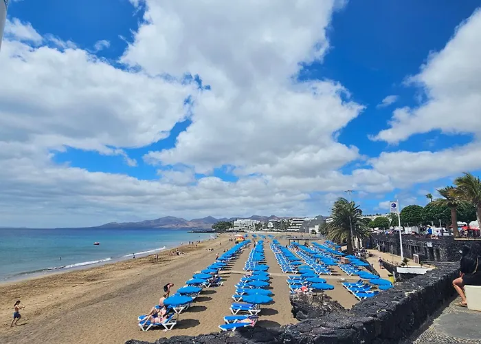 Lanzarote Harbour View Apartamento *